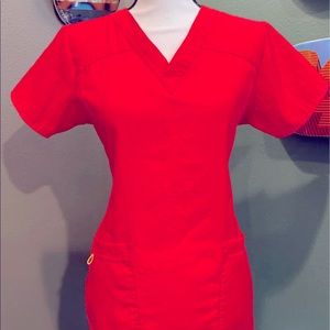 WonderWink 4 Stretch Women’s Red Scrub Top Gently Used Size Small;)